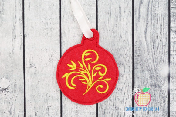 A Perfect Christmas Ornament for Handmade Gift Creators